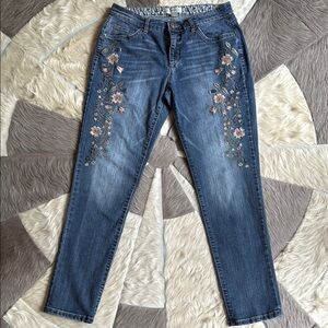 Vintage America Floral Embroidered Blue Jeans